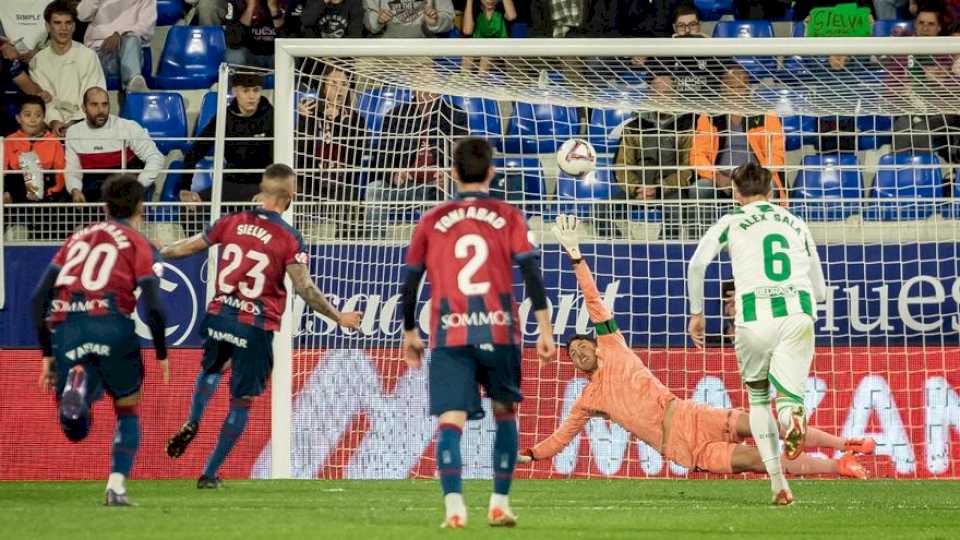 carlos-marin,-capitan-del-cordoba-cf:-«fuera-de-casa-el-mayor-enemigo-estamos-siendo-nosotros»