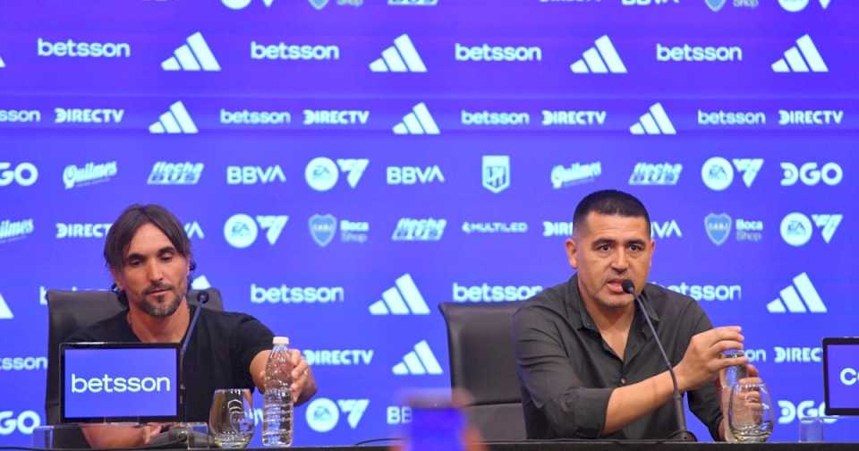 Riquelme y Martínez se reunieron durante más de dos horas: las tres razones por las que Román no echó al DT de Boca