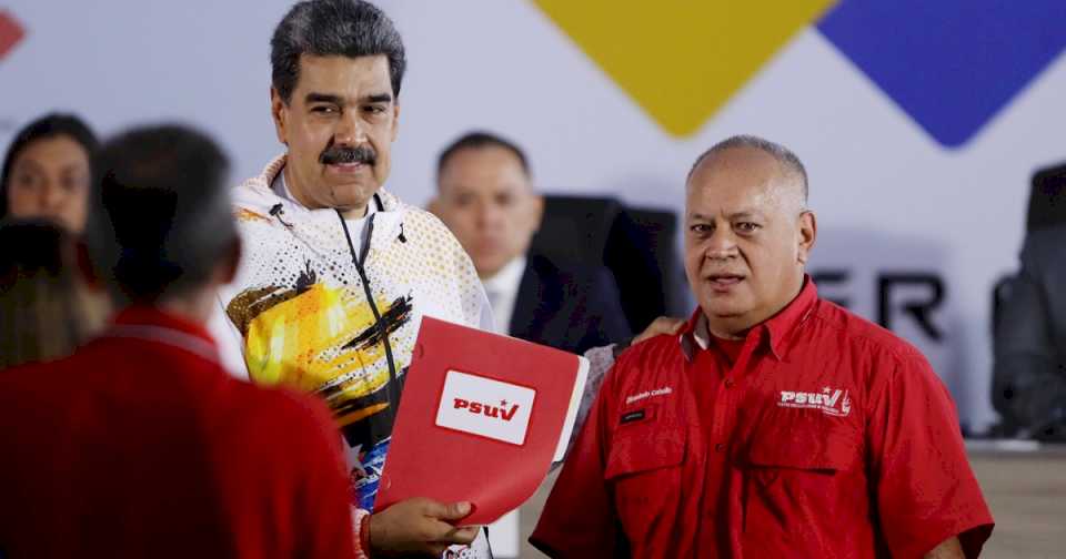 «Hasta el final contra los dictadores», repercusiones del pedido de detención de la Justicia contra Nicolás Maduro