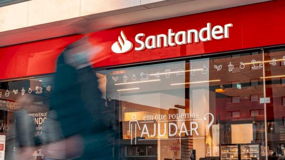 Banco Santander dispara un 23% el dividendo y pagará 10 céntimos por acción