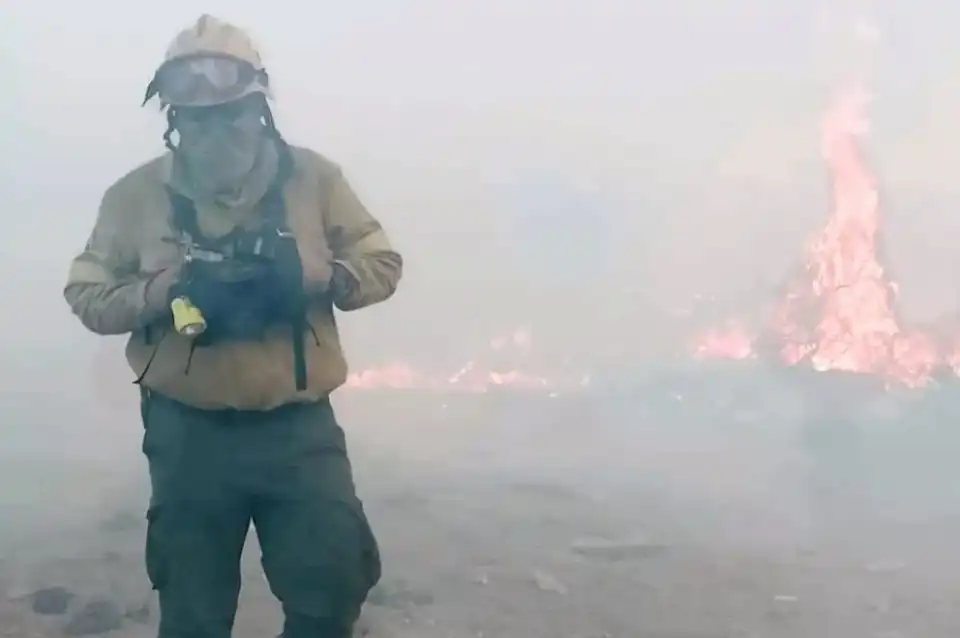 Buscan apagar el incendio en Quines, único activo que queda en San Luis