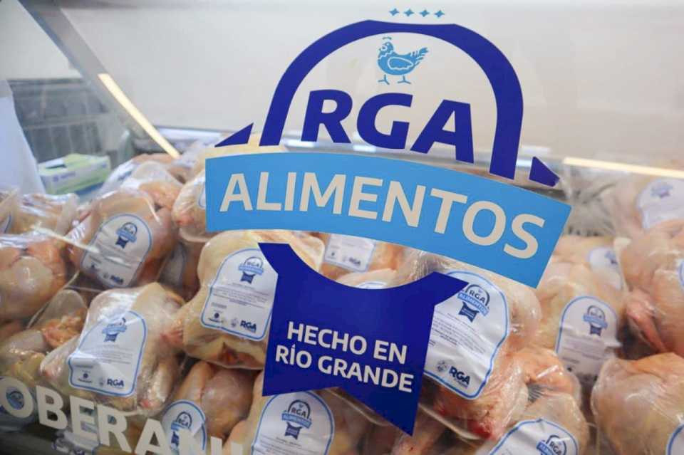 Los pollos frescos de la marca RGA Alimentos llegan a Ushuaia