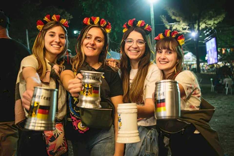 se-viene-la-oktoberfest-2024-en-argentina:-fechas,-entradas-y-todo-lo-que-tenes-que-saber