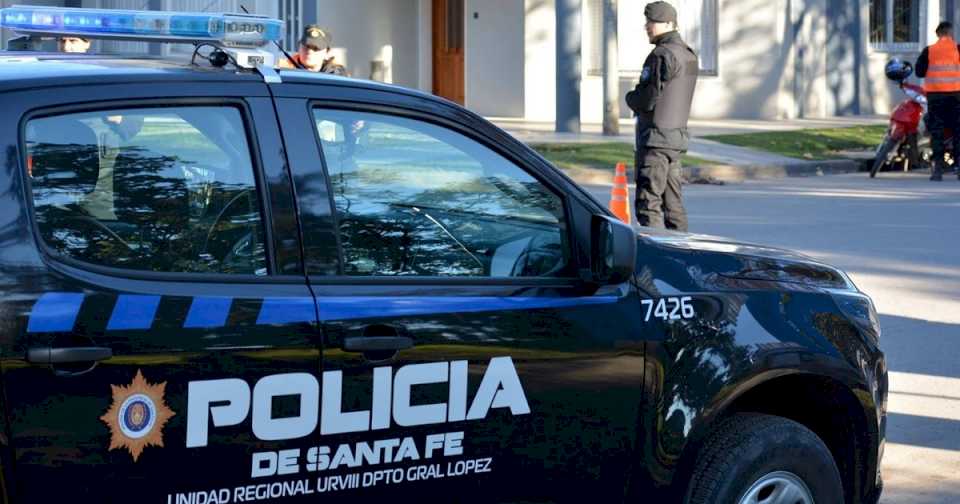 Santa Fe: un hombre golpeó a su hija de 12 años y casi la asfixia por una baja calificación en la escuela