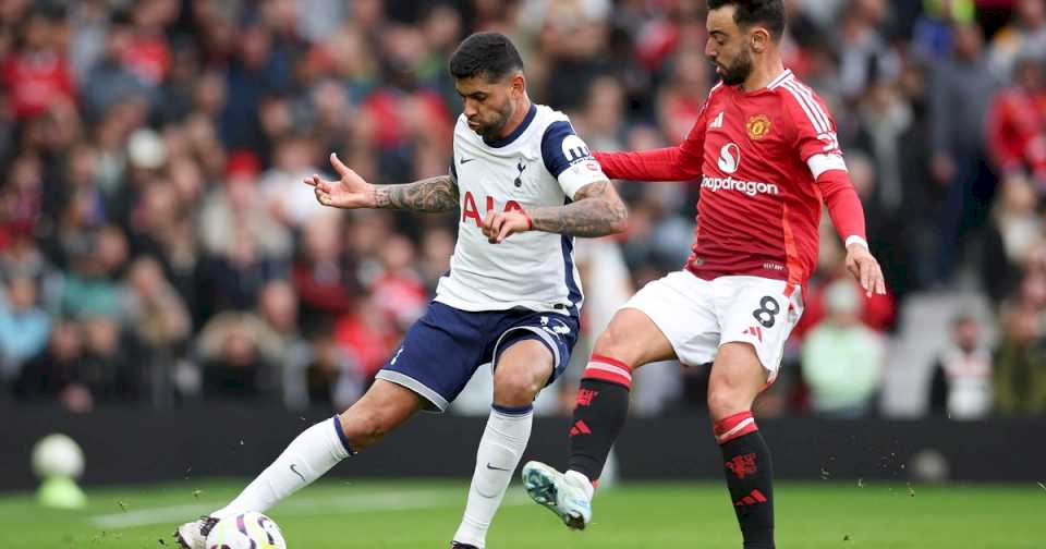 Cuti Romero se creyó que era Haaland y casi mete un espectacular gol de tijera para Tottenham ante Manchester United