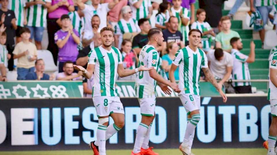 El Córdoba CF tranquiliza con un triunfo con oficio ante el Racing de Ferrol