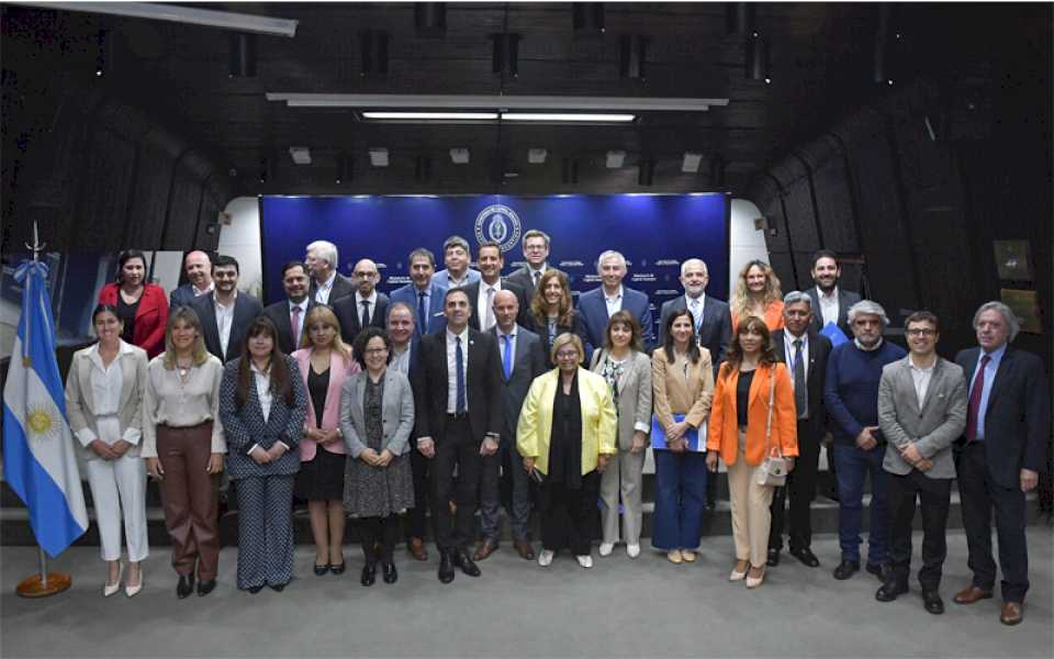 veronica-soria-participo-de-la-reunion-del-consejo-federal-del-trabajo