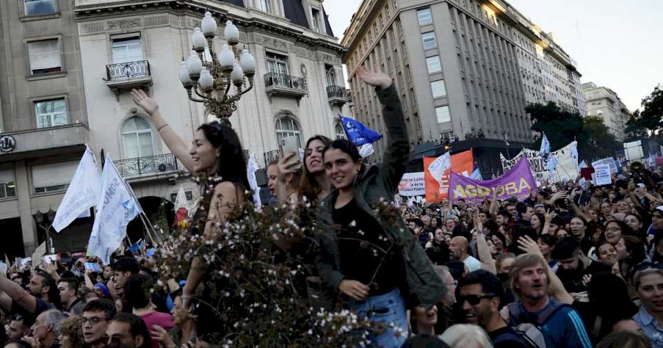 Universidades: duro rechazo a las acusaciones del secretario Torrendell y se suman adhesiones a la marcha del miércoles