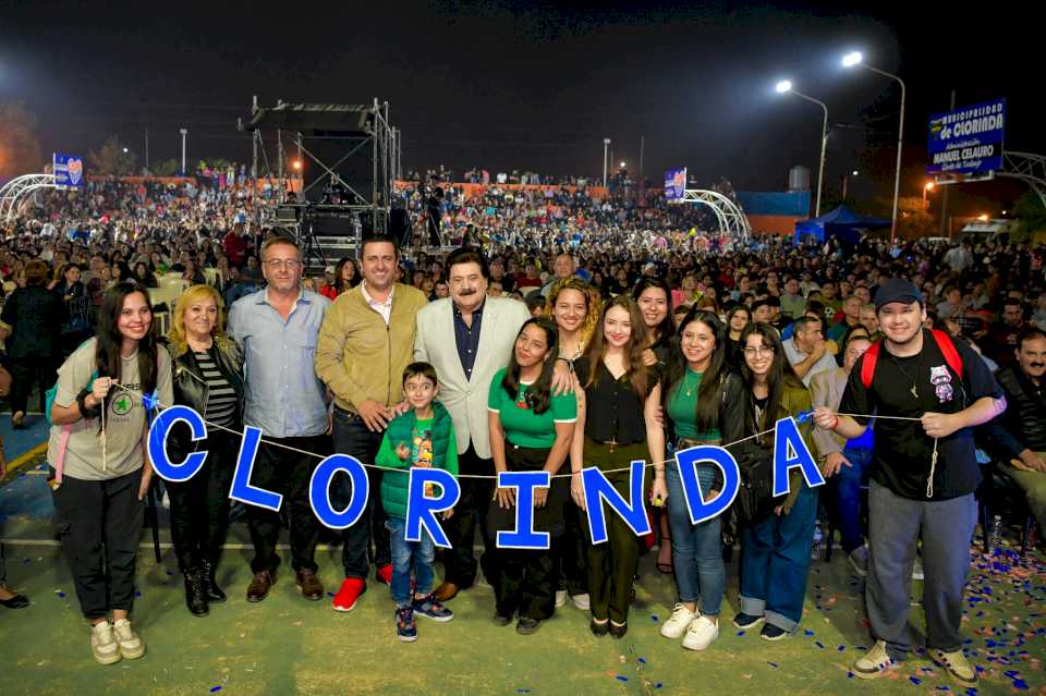 el-vicegobernador-solis-acompano-a-laguna-naineck-y-clorinda-en-los-festejos-por-los-aniversarios