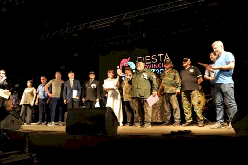 Héroes de Malvinas, homenajeados en la Fiesta del Mate y la Amistad