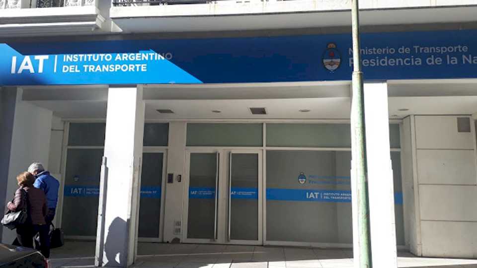 milei-disolvio-el-instituto-argentino-del-transporte-creado-por-cristina-kirchner-y-florencio-randazzo