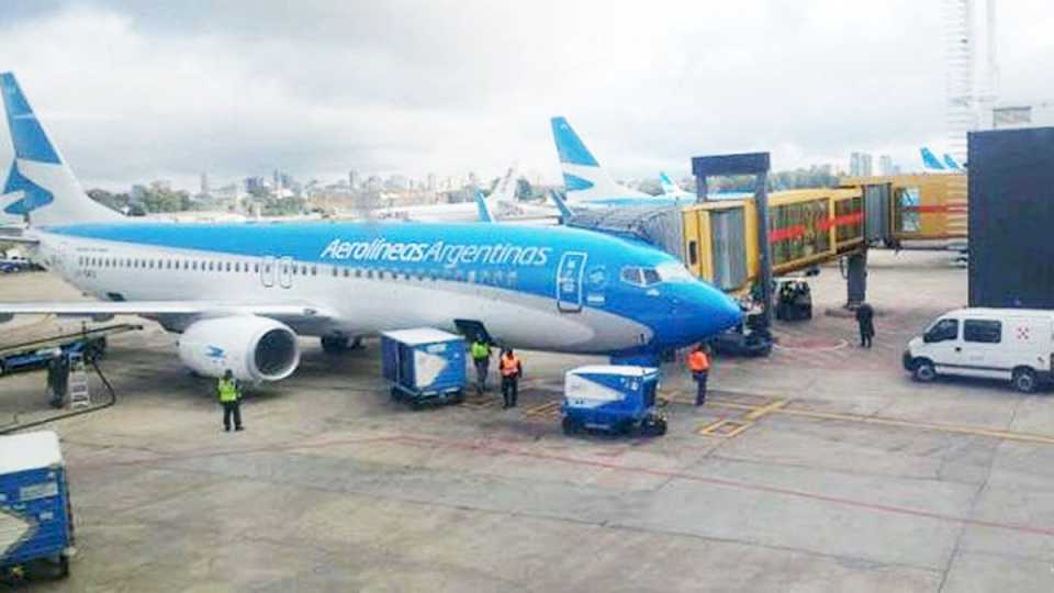 aerolineas-argentinas-quedo-«sujeta-a-privatizacion»-tras-un-decreto-de-javier-milei