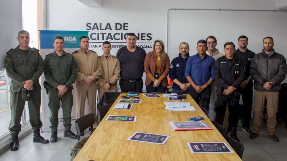 Primera reunión entre el municipio y las fuerzas de seguridad por las serenatas estudiantiles