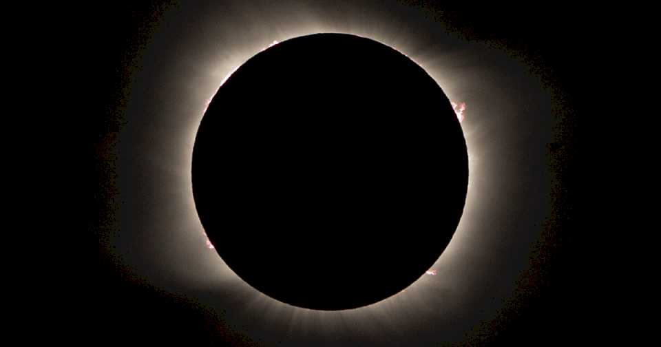 eclipse-solar-anular,-en-vivo:-segui-el-«anillo-de-fuego»-minuto-a-minuto-este-2-de-octubre