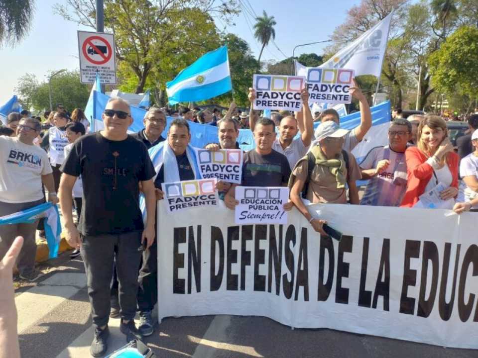 Las postales de la Marcha Universitaria en Corrientes