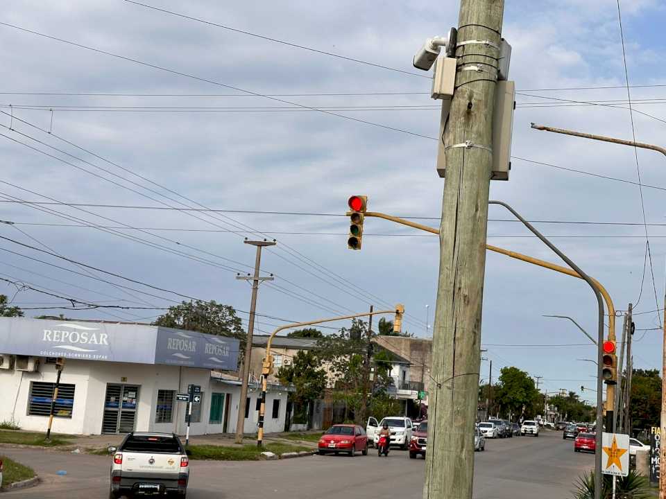 estan-en-funcionamiento-las-camaras-de-captacion-de-violacion-de-semaforo-en-rojo-y-senda-peatonal