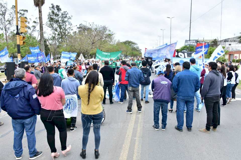 brignole:-“el-pueblo-argentino-salio-a-manifestarse-en-todo-el-pais-por-la-educacion-publica-y-gratuita”