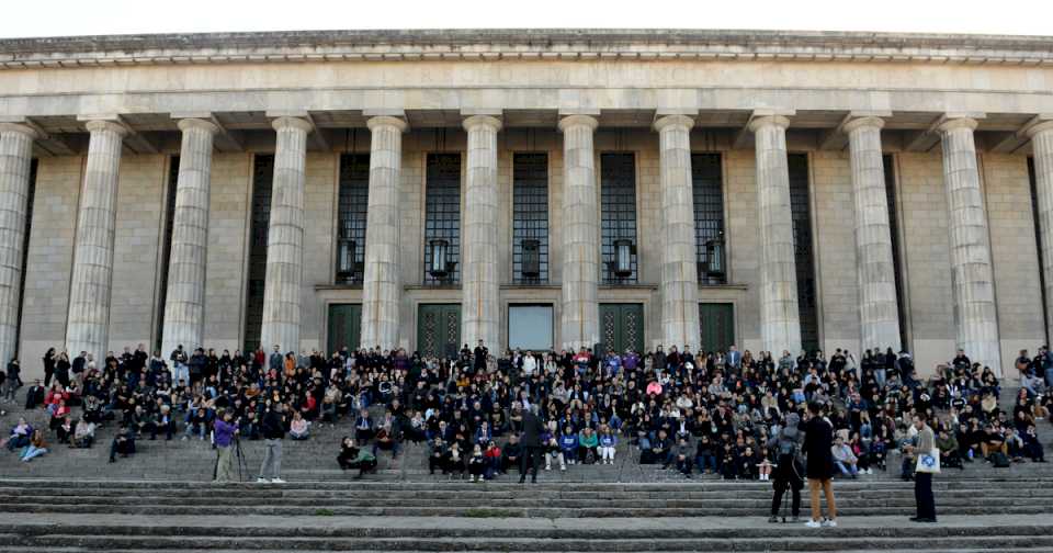 universidades-«pagas»-para-extranjeros:-como-estudian-hoy-en-la-uba-los-alumnos-que-no-son-residentes