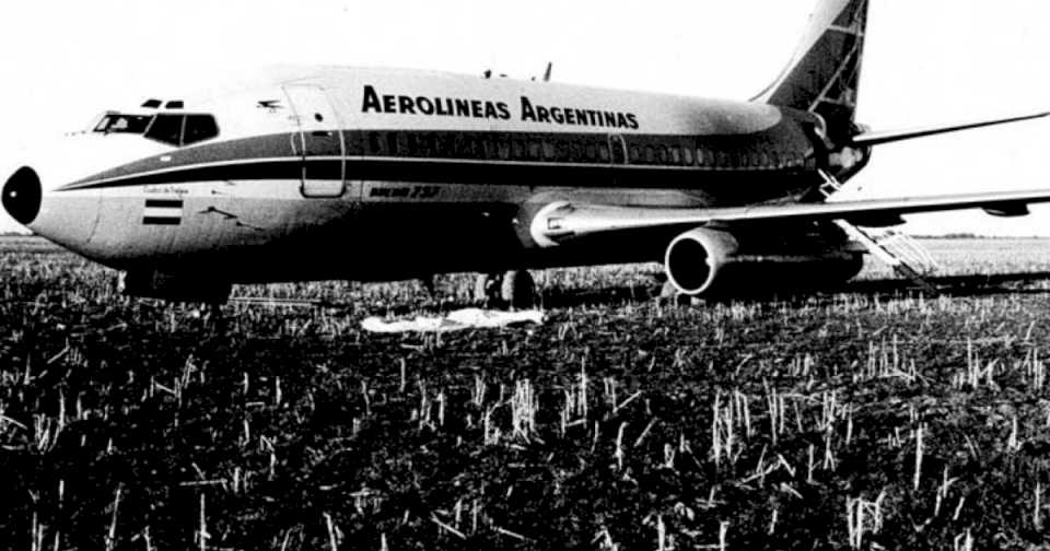 Ceferino Reato y la «Operación Primicia»: un brutal ataque de Montoneros, el secuestro de un avión de Aerolíneas y la polémica por las indemnizaciones a guerrilleros