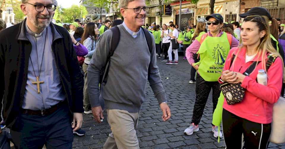 Peregrinación a Luján: el mensaje del Arzobispo Jorge García Cuerva, que caminará los 60 kilómetros con la «homilía en la mochila» para ser primer peregrino