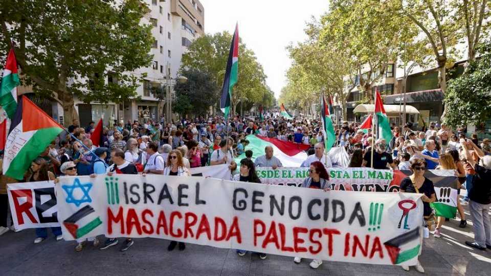 Cientos de personas protestan en Córdoba en el primer aniversario del ataque de Israel a Palestina