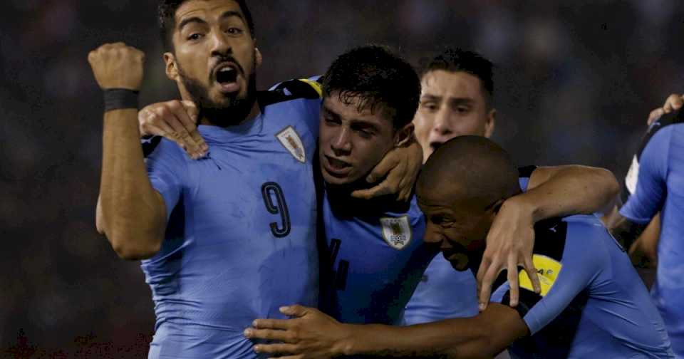 «hay-cosas-que-son-verdad»:-valverde-le-dio-la-razon-a-luis-suarez-y-sigue-el-revuelo-en-uruguay-por-el-caso-bielsa