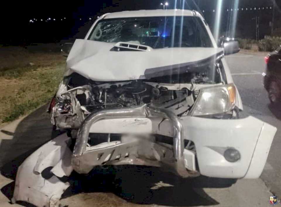 la-punta:-5-personas-resultaron-heridas-en-un-accidente-sobre-la-autopista-25-de-mayo