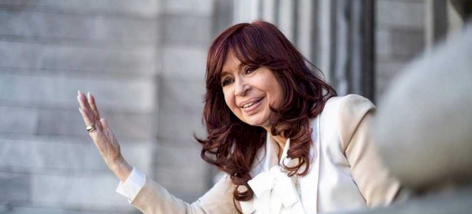 CRISTINA K LANZÓ SU CANDIDATURA A LA PRESIDENCIA DEL PJ NACIONAL