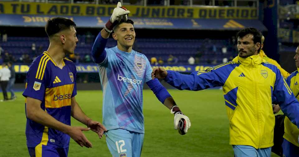 Sergio Romero cumplió su sanción pero el arco de Boca parece tener nuevo dueño: Leandro Brey, el chico que aprovechó su chance y la rompió ante Argentinos