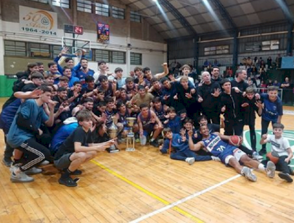 sportivo-bolivar,-el-mejor-club-del-ano-en-el-basquet-de-cordoba