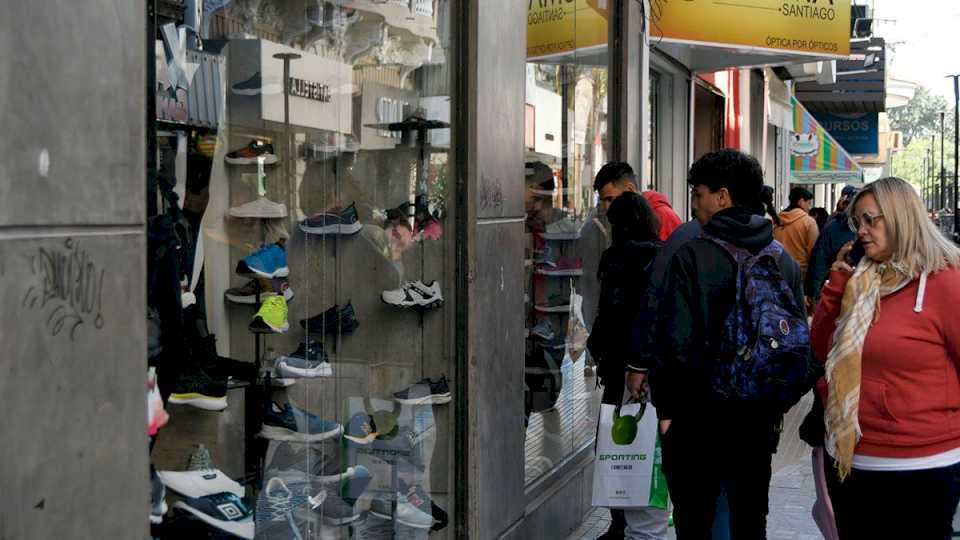 la-camara-de-comercio-de-santiago-del-estero-acordo-la-modalidad-de-trabajo-para-este-finde-largo