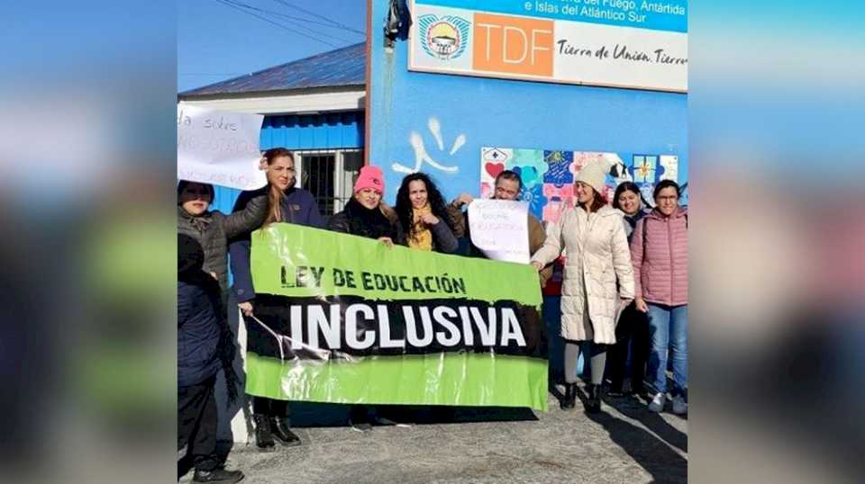 Charlas y Talleres sobre educación inclusiva