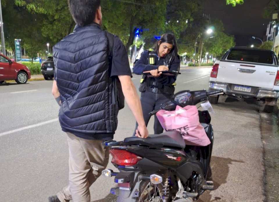 secuestraron-ocho-motocicletas-por-falta-de-casco-y-documentacion