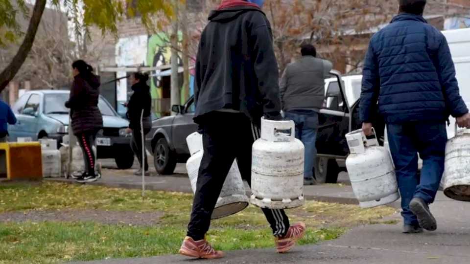 el-gobierno-garantizo-que-la-provincia-absorbera-el-costo-total-de-la-garrafa-subsidiada