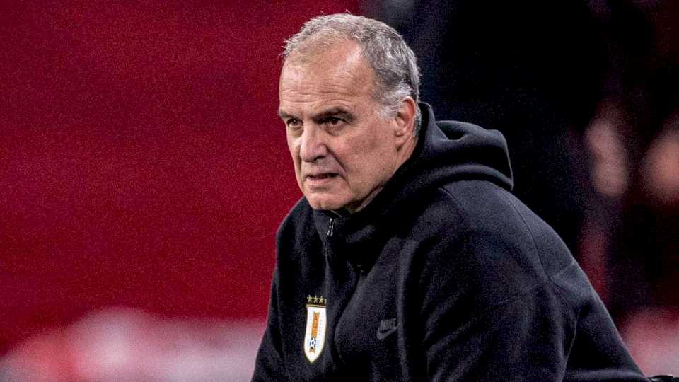 contundente-declaracion-de-marcelo-bielsa:-admitio-que-su-autoridad-“quedo-afectada”