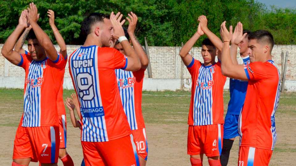 union-santiago-debuto-con-goleada-en-el-torneo-regional-federal-amateur-ante-union-obrera-de-loreto