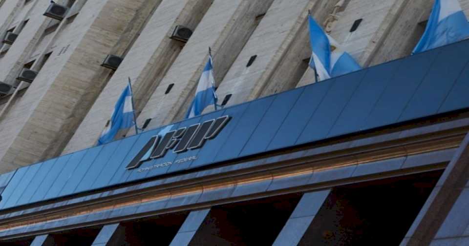 AFIP confirmó la prórroga para el pago de Ganancias y Bienes Personales: cómo queda el calendario de pagos