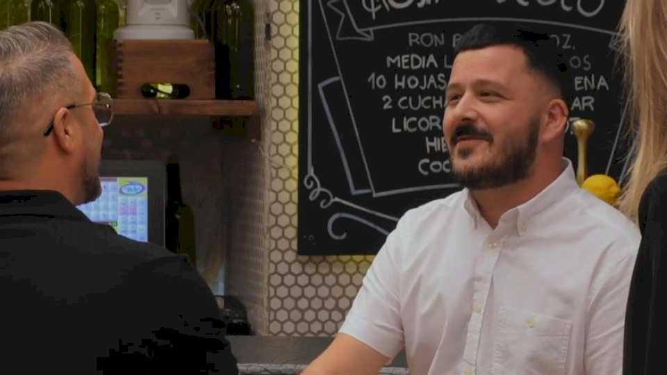 ‘First Dates’ citó a dos solteros que ya se conocían «por las redes sociales»