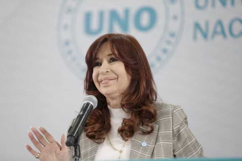 cristina-kirchner-oficializo-su-candidatura-para-presidir-el-pj