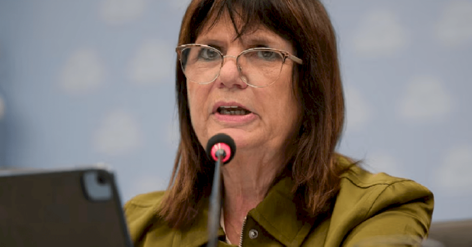 patricia-bullrich-defendio-el-presupuesto-2025:-«las-prioridades-estan-claras»