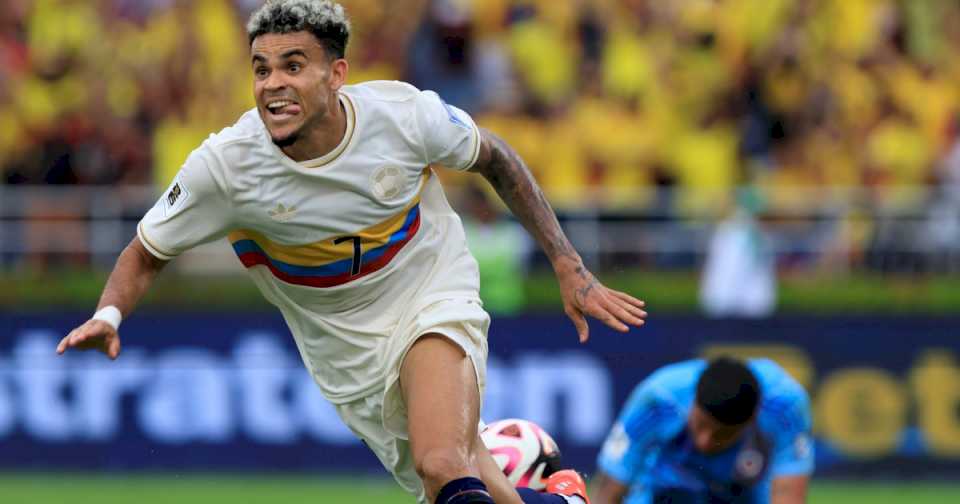 asi-esta-la-tabla-de-posiciones-de-las-eliminatorias-tras-la-fecha-10:-colombia-alcanzo-a-argentina-y-chile-se-hunde