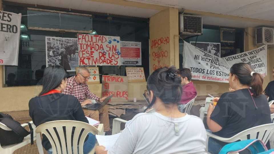 mas-unidades-academicas-de-la-unam-con-protestas-simbolicas