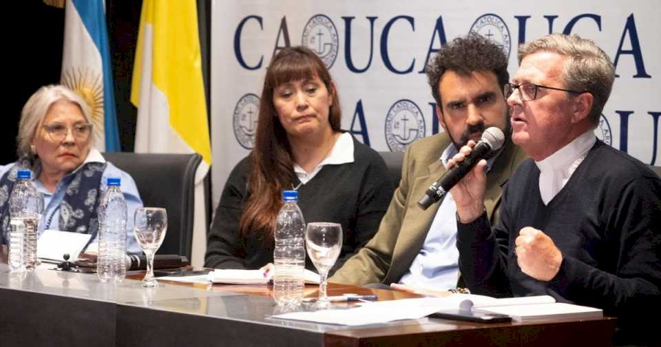 garcia-cuerva-y-carrio-le-pidieron-al-gobierno-que-no-desfinancie-el-programa-de-obras-en-los-barrios-populares