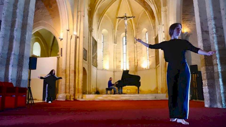 La iglesia de La Magdalena acogerá este sábado el espectáculo de Flora ‘Un cuerpo común’