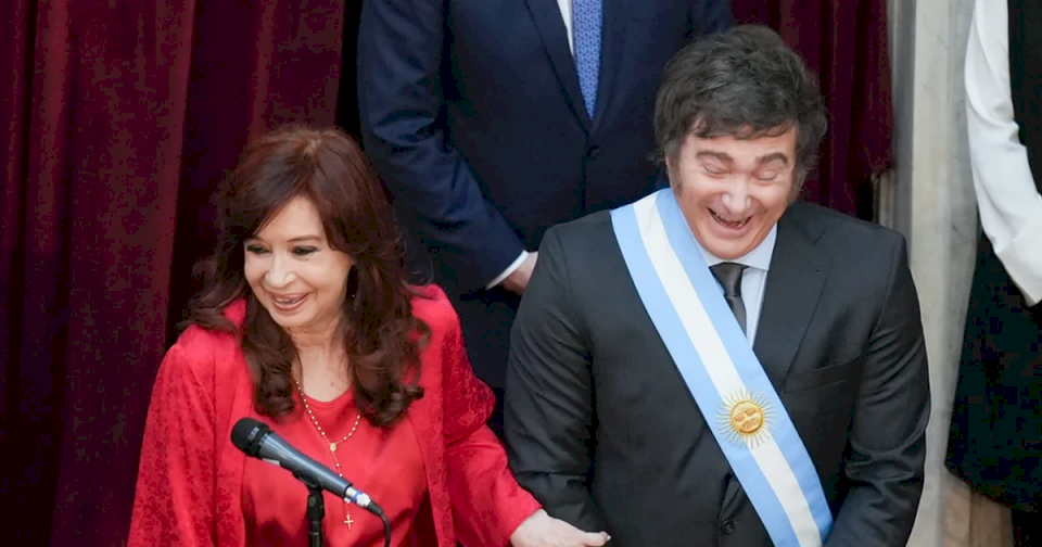 milei-acuso-a-cristina-y-kicillof-de-costarle-al-pais-«41.000-millones-de-dolares»