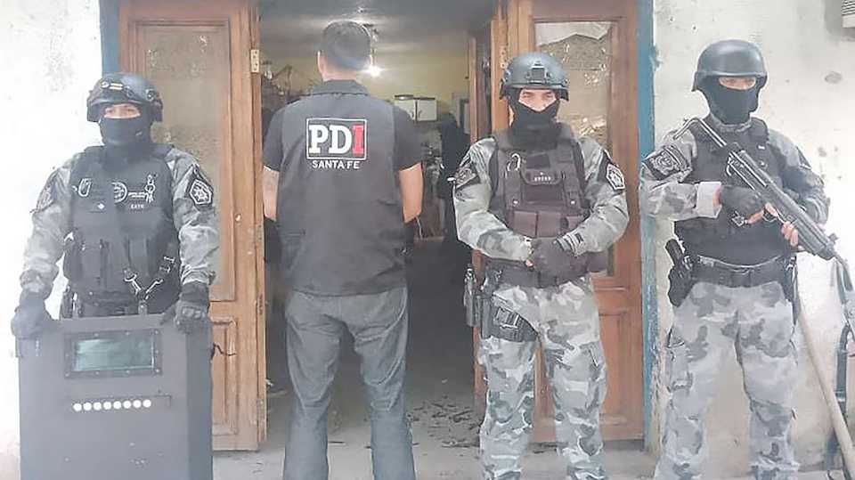 ya-son-nueve-los-detenidos-por-el-crimen-del-policia-atacado-durante-un-golpe-comando