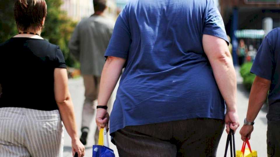 ¿Tiene sentido recetar adelgazantes a parados con obesidad para que vuelvan a trabajar? «Es una medida valiente», responden los médicos