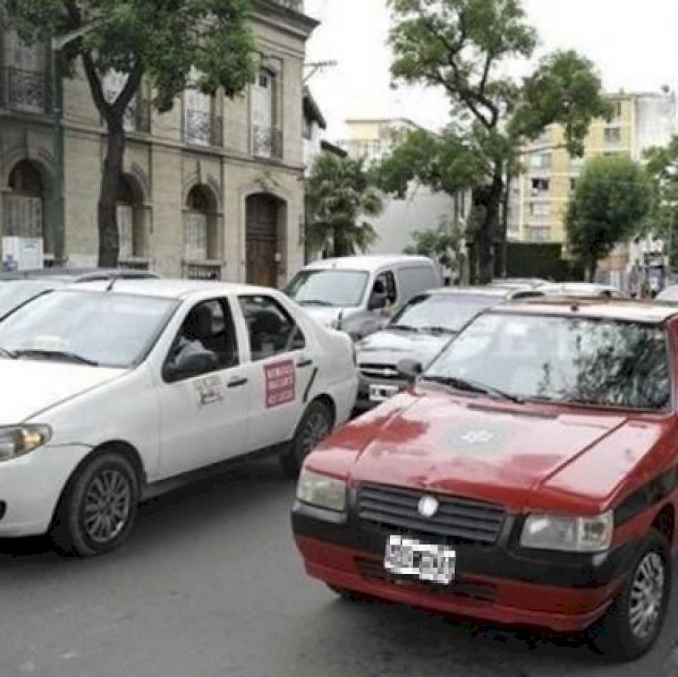 desde-la-proxima-rigen-los-nuevos-precios-en-la-tarifas-de-taxis-y-remises