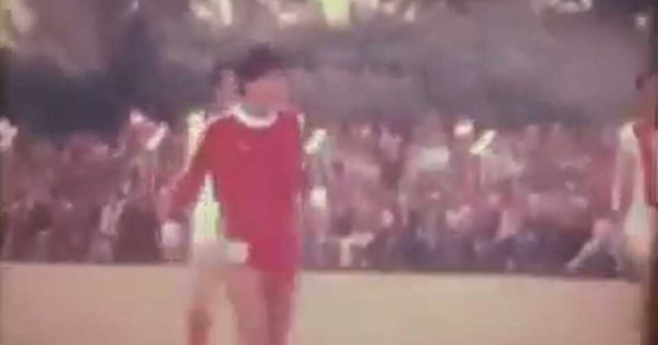 maradona,-eterno:-aparecio-un-video-inedito-de-diego-jugando-un-amistoso-con-argentinos-juniors-tras-viajar-12-horas-en-tren-a-la-pampa