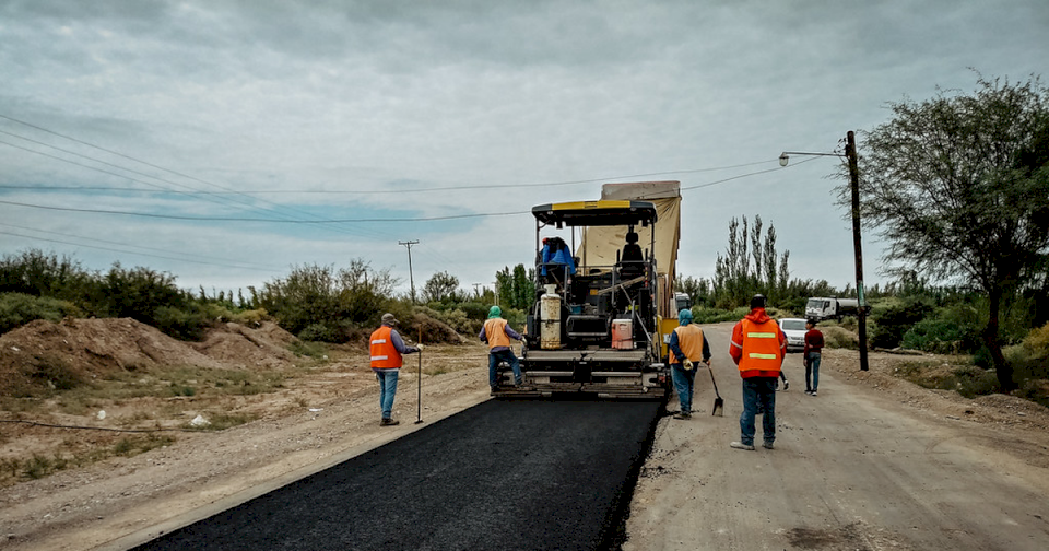 en-san-juan-licitaron-una-ola-de-pavimentos-para-19-departamentos,-¿cuando-estaran-terminados?